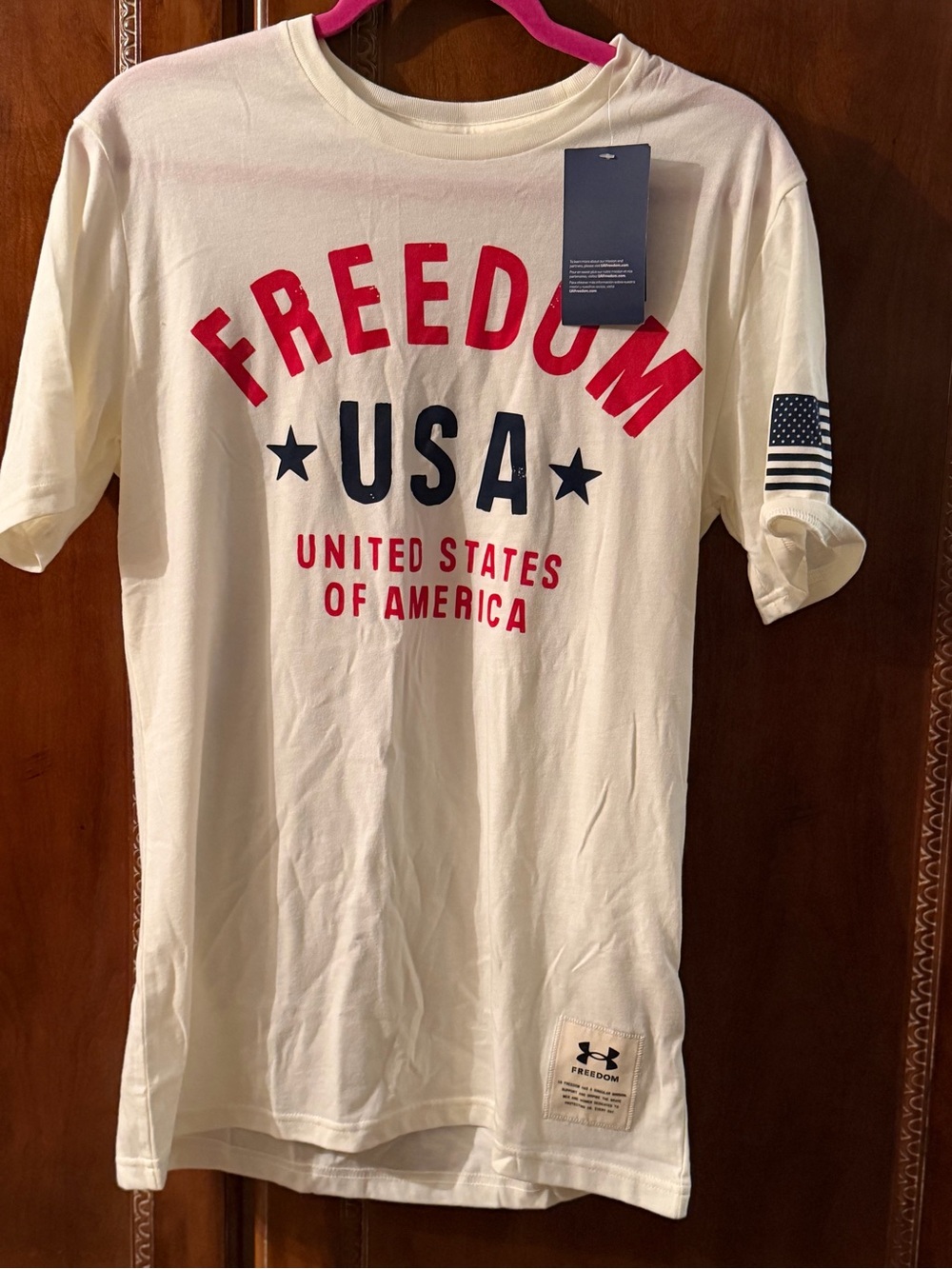 Under Armour Cream Freedom USA Graphic Tee with Red and Blue Accents